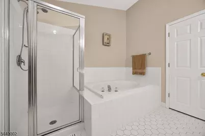 22 Pond Hollow Dr, Jefferson Township, NJ 07438 - Photo 28