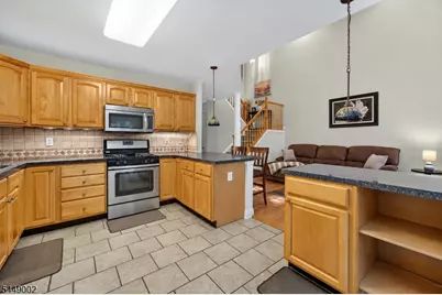 22 Pond Hollow Dr, Jefferson Township, NJ 07438 - Photo 6