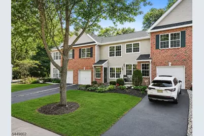 22 Pond Hollow Dr, Jefferson Township, NJ 07438 - Photo 2