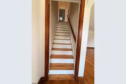 413 E 7th Ave, Roselle, NJ 07203 - Photo 4