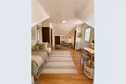 413 E 7th Ave, Roselle, NJ 07203 - Photo 6