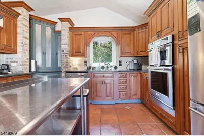 200 McCosh Rd, Clifton, NJ 07043 - Photo 6