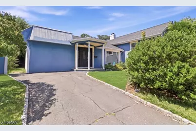 200 McCosh Rd, Clifton, NJ 07043 - Photo 1