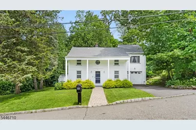 3 Johnson Ave, Mount Olive, NJ 07828 - Photo 2