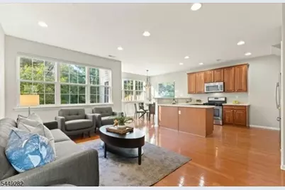 23 River Birch Cir, Montgomery Township, NJ 08540 - Photo 2