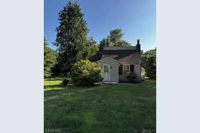 175 Cherry Ln #C, Mendham, NJ 07945 - Photo 2