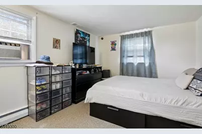 1101 Brooks Blvd, Manville, NJ 08835 - Photo 10