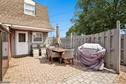 1101 Brooks Blvd, Manville, NJ 08835 - Photo 12
