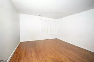 69 Ridge Dr, Livingston, NJ 07039 - Photo 14