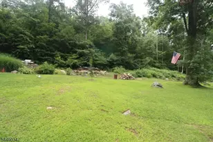20 Mt Crest Rd, Jefferson Township, NJ 07438 - Photo 8