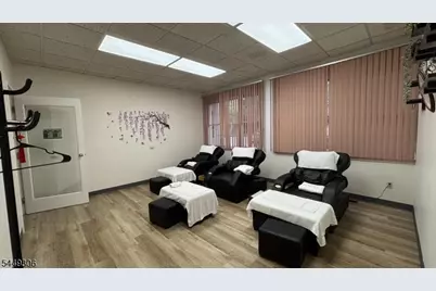 27 Mountain Blvd Suite 7, Warren Township, NJ 07059 - Photo 14