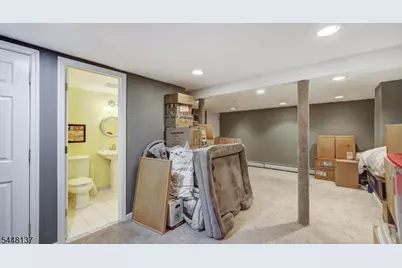 614 Fairway Rd, Linden, NJ 07036 - Photo 24