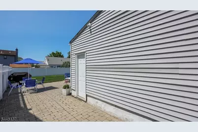614 Fairway Rd, Linden, NJ 07036 - Photo 30
