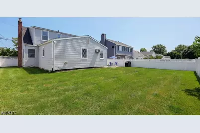 614 Fairway Rd, Linden, NJ 07036 - Photo 32