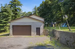 113 Deckertown Turnpike, Montague, NJ 07827 - Photo 2