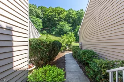 7 Dorset Ln, Bedminster Township, NJ 07921 - Photo 6