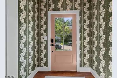 19 Manley Ter, Maplewood, NJ 07040 - Photo 4