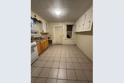 14 Wakeman Ave, Newark, NJ 07104 - Photo 6