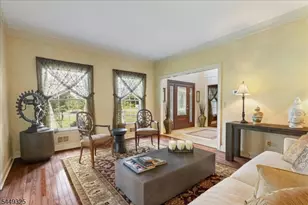 2 Scenic Hills Ct, Montgomery Township, NJ 08502 - Photo 4