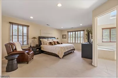 2 Scenic Hills Ct, Montgomery Township, NJ 08502 - Photo 18