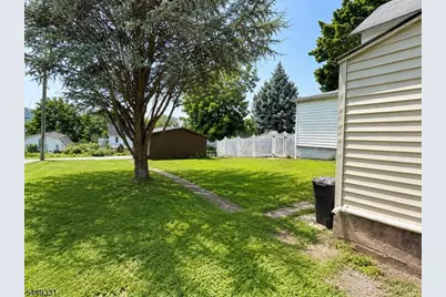 286 Chambers St, Phillipsburg, NJ 08865 - Photo 10