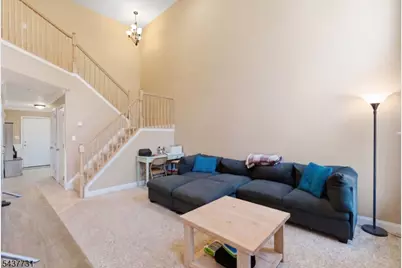 42 Pond Hollow Dr, Jefferson Township, NJ 07438 - Photo 8