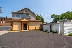 476 Bloy St, Hillside, NJ 07205 - Photo 2