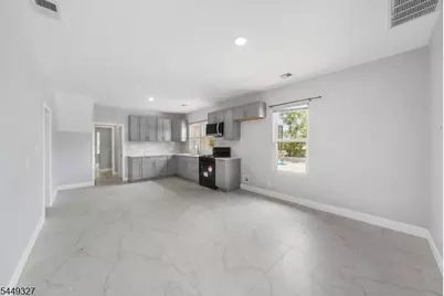 476 Bloy St, Hillside, NJ 07205 - Photo 6
