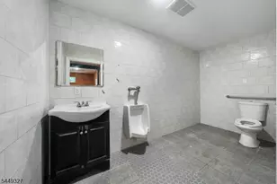 476 Bloy St, Hillside, NJ 07205 - Photo 10