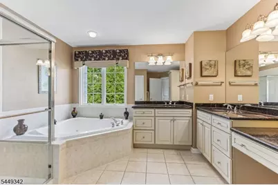 62 Hickory Hill Blvd #2001, Totowa, NJ 07512 - Photo 2