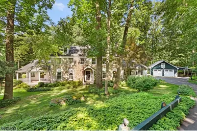 11 Summit Rd, Mendham Township, NJ 07945 - Photo 2