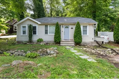 35 Bayonne Dr, West Milford, NJ 07421 - Photo 1
