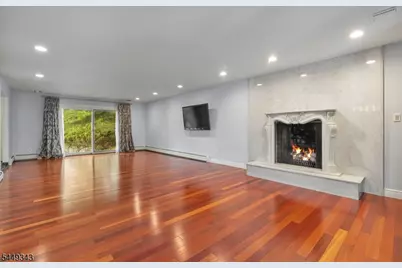 403 New Dover Rd, Woodbridge Township, NJ 07067 - Photo 8