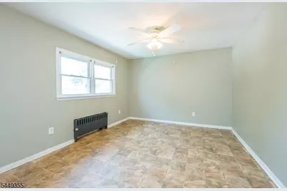 106 Broughton Ave, Bloomfield, NJ 07003 - Photo 4