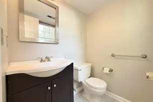 100 Wisbech Pl, Franklin Township, NJ 08873 - Photo 4