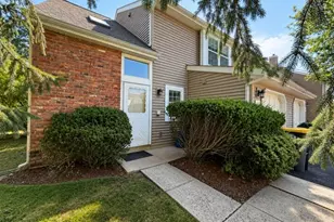 100 Wisbech Pl, Franklin Township, NJ 08873 - Photo 1