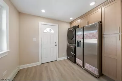 49 Caldwell Pl, Springfield, NJ 07081 - Photo 4