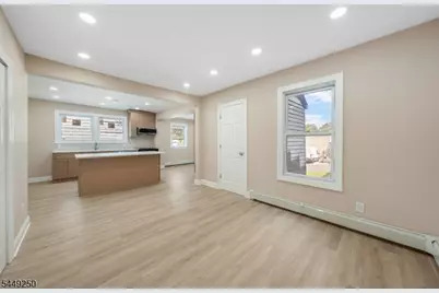 49 Caldwell Pl, Springfield, NJ 07081 - Photo 2