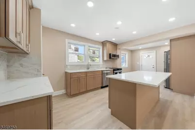 49 Caldwell Pl, Springfield, NJ 07081 - Photo 1