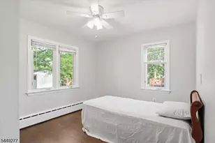 36 Oakland Ave, Franklin Township, NJ 08873 - Photo 16