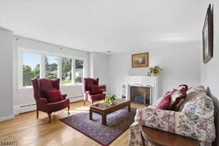 36 Oakland Ave, Franklin Township, NJ 08873 - Photo 4
