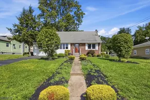 36 Oakland Ave, Franklin Township, NJ 08873 - Photo 1
