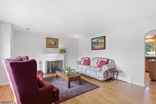 36 Oakland Ave, Franklin Township, NJ 08873 - Photo 6