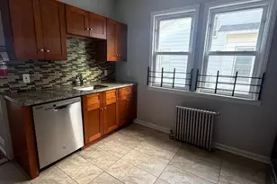 117 Grove St, Bloomfield, NJ 07003 - Photo 2