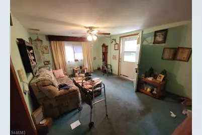 592 Equator Ave, Franklin Township, NJ 08873 - Photo 6