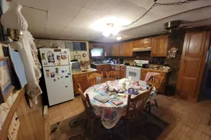 592 Equator Ave, Franklin Township, NJ 08873 - Photo 8