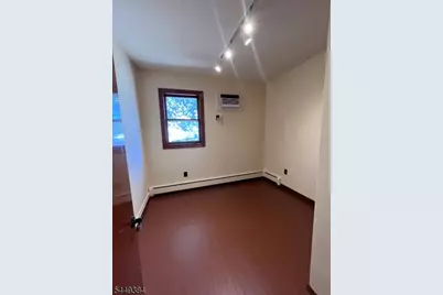 64 Clifton Blvd, Clifton, NJ 07011 - Photo 4