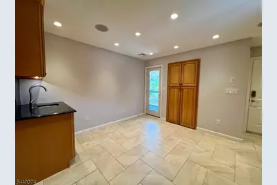 100 1st Ave, Hawthorne, NJ 07506 - Photo 8
