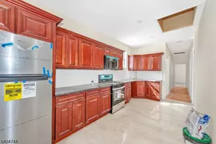 39 Ellis Ave, Irvington, NJ 07111 - Photo 12
