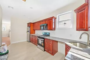 39 Ellis Ave, Irvington, NJ 07111 - Photo 16